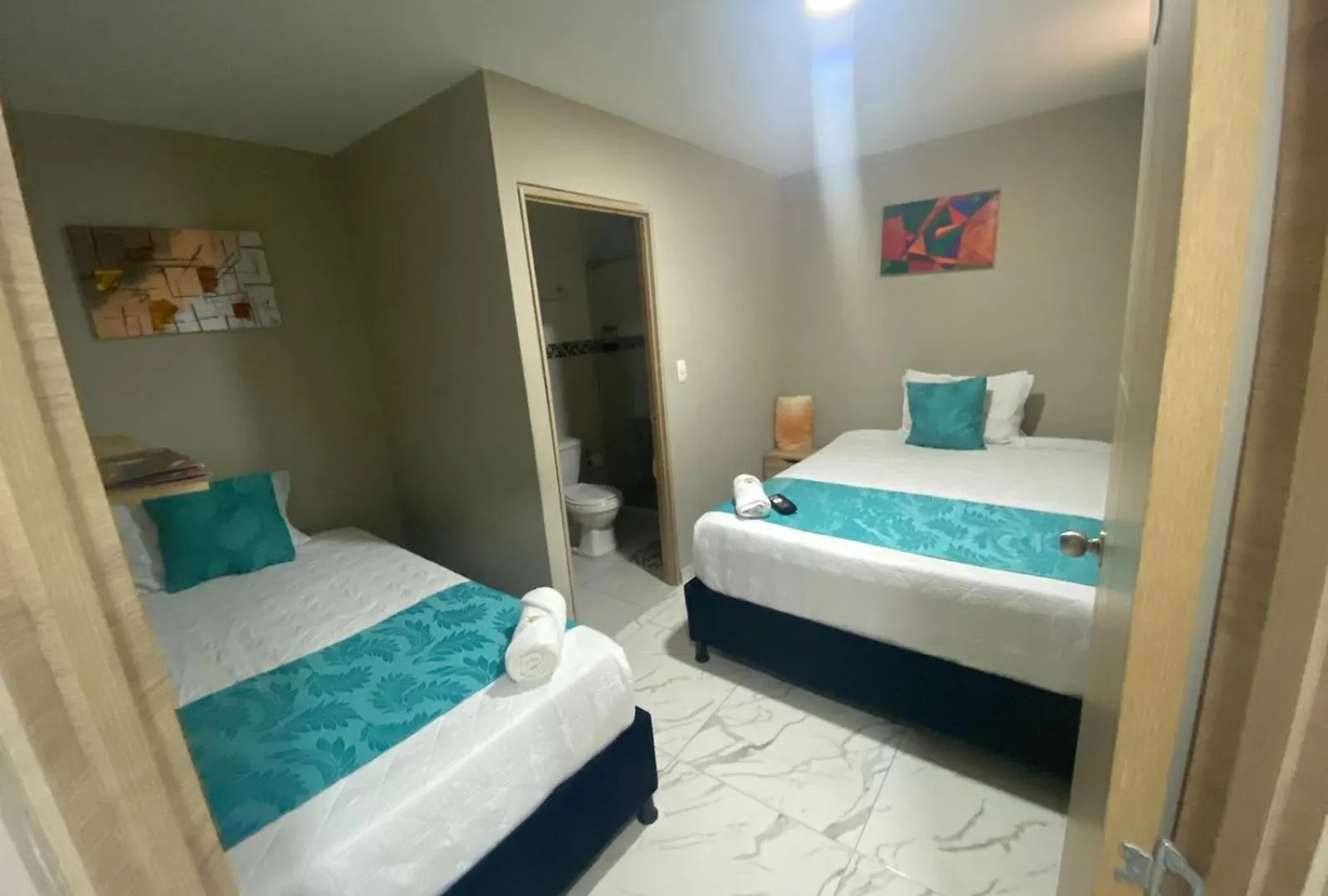 Hotel Luxem Μπογκοτά
