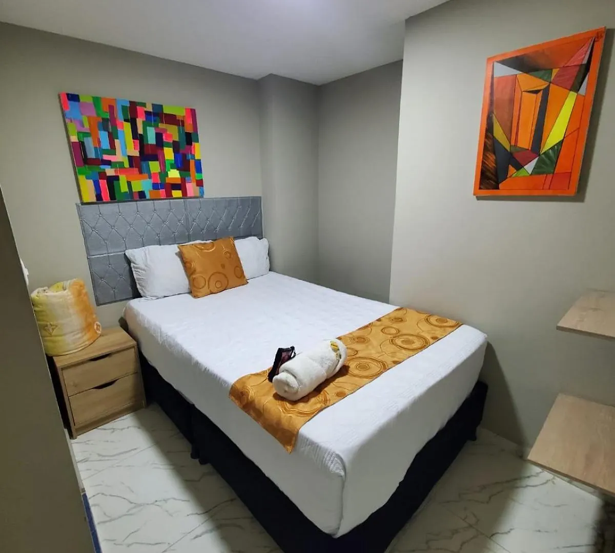 Hotel Luxem Bogota